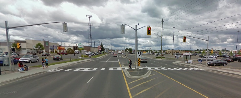 Signaux pour piétons aux intersections.